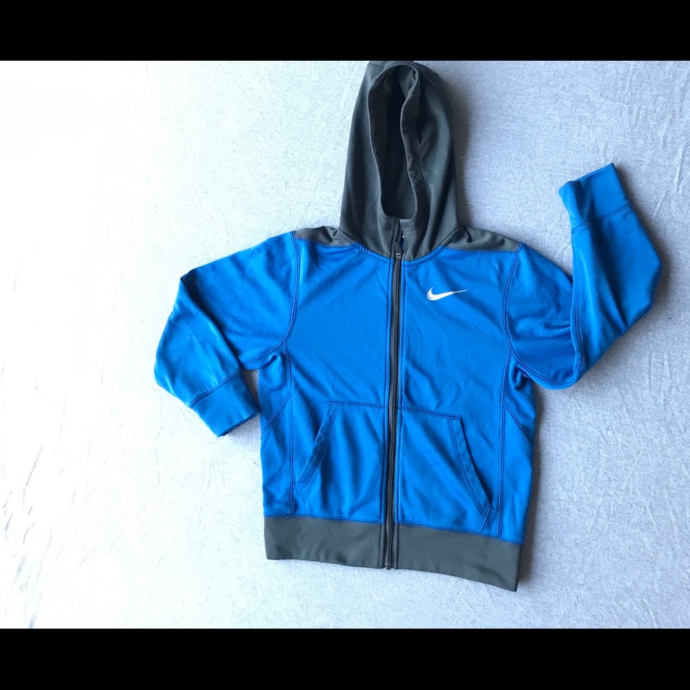 Child’s Nike zipper hoodie jacket - Picture 6 of 6